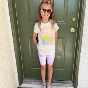 11. NWT Cream T-Shirt with Mountains and Birds 6/6X